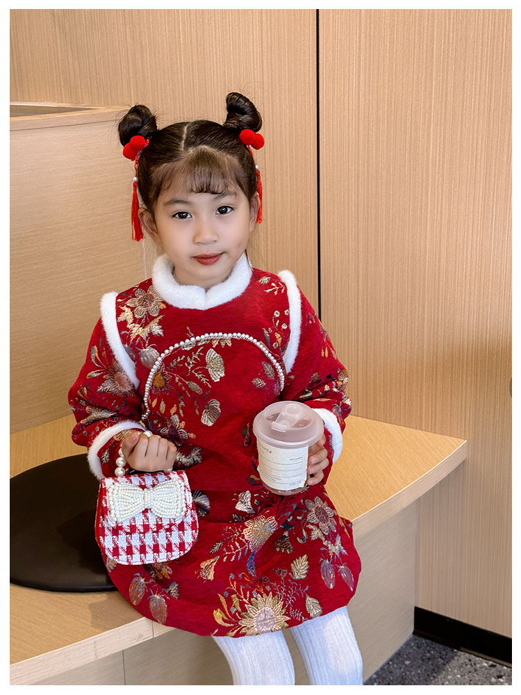 Women's Cotton And Linen Plaid Cherry Bow Knot Cute Beading Pearls Shell Flip Cover Crossbody Bag display picture 10