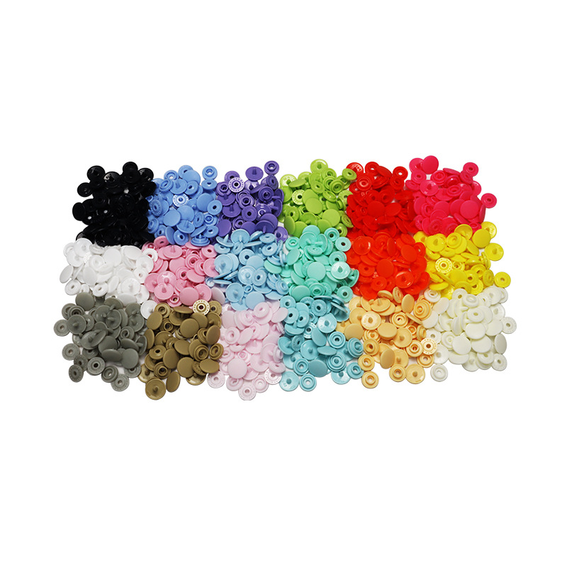 60 colores mate T3 plástico de cuatro cierre ropa infantil de resina pom verde botón de botón oculto inspección estándar europeo botón de cuatro cierre