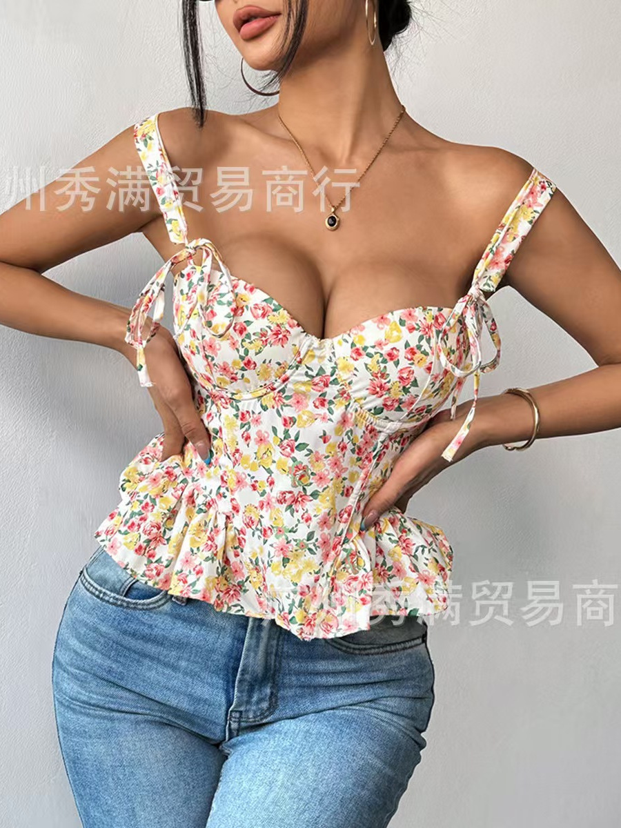 Top con bordado tridimensional y malla, estilo corsé con ballenas