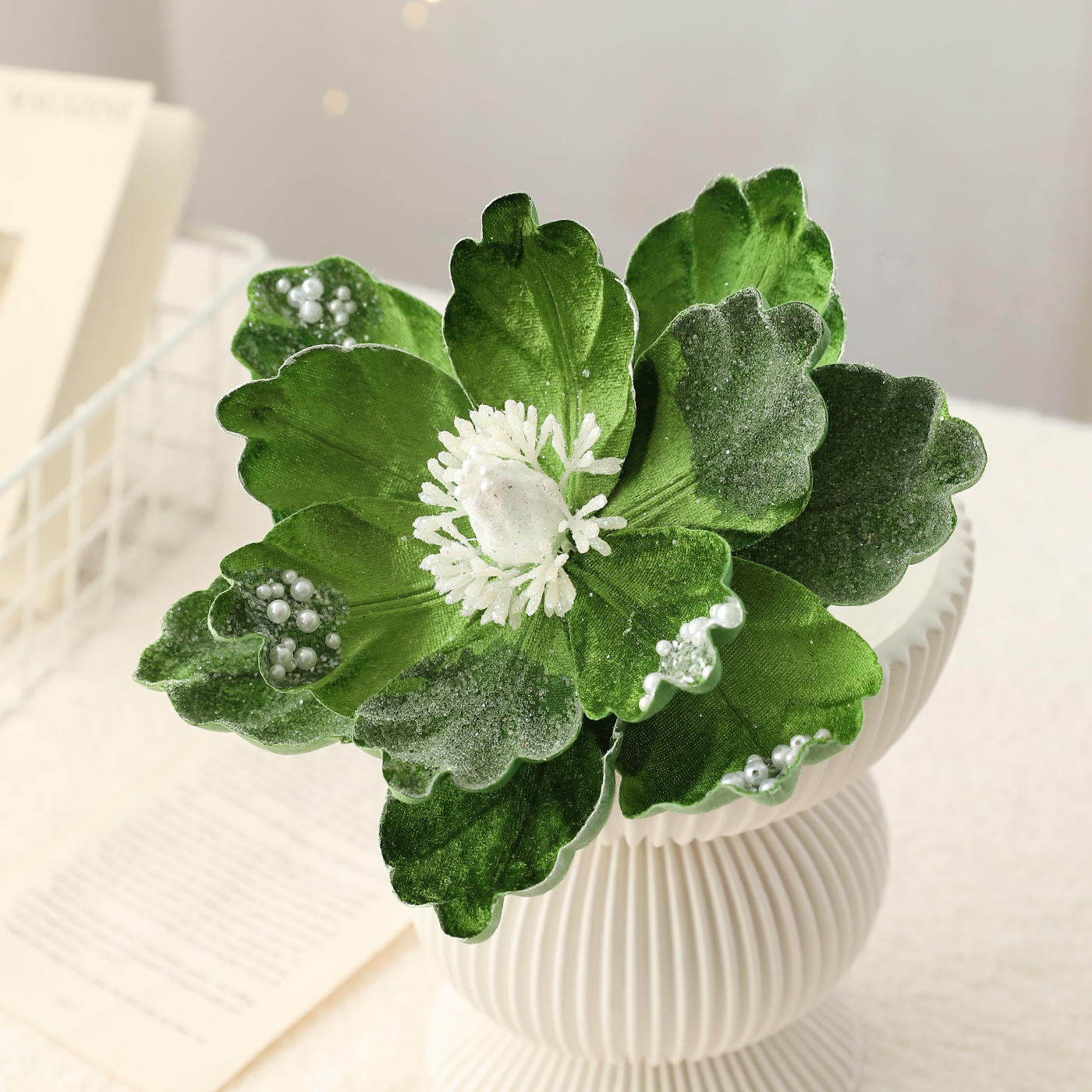Nuevo producto 15CM flocado de polvo de viscosidad flor de Navidad magnolia de alta calidad tela de lujo decoración de Navidad imitación flores