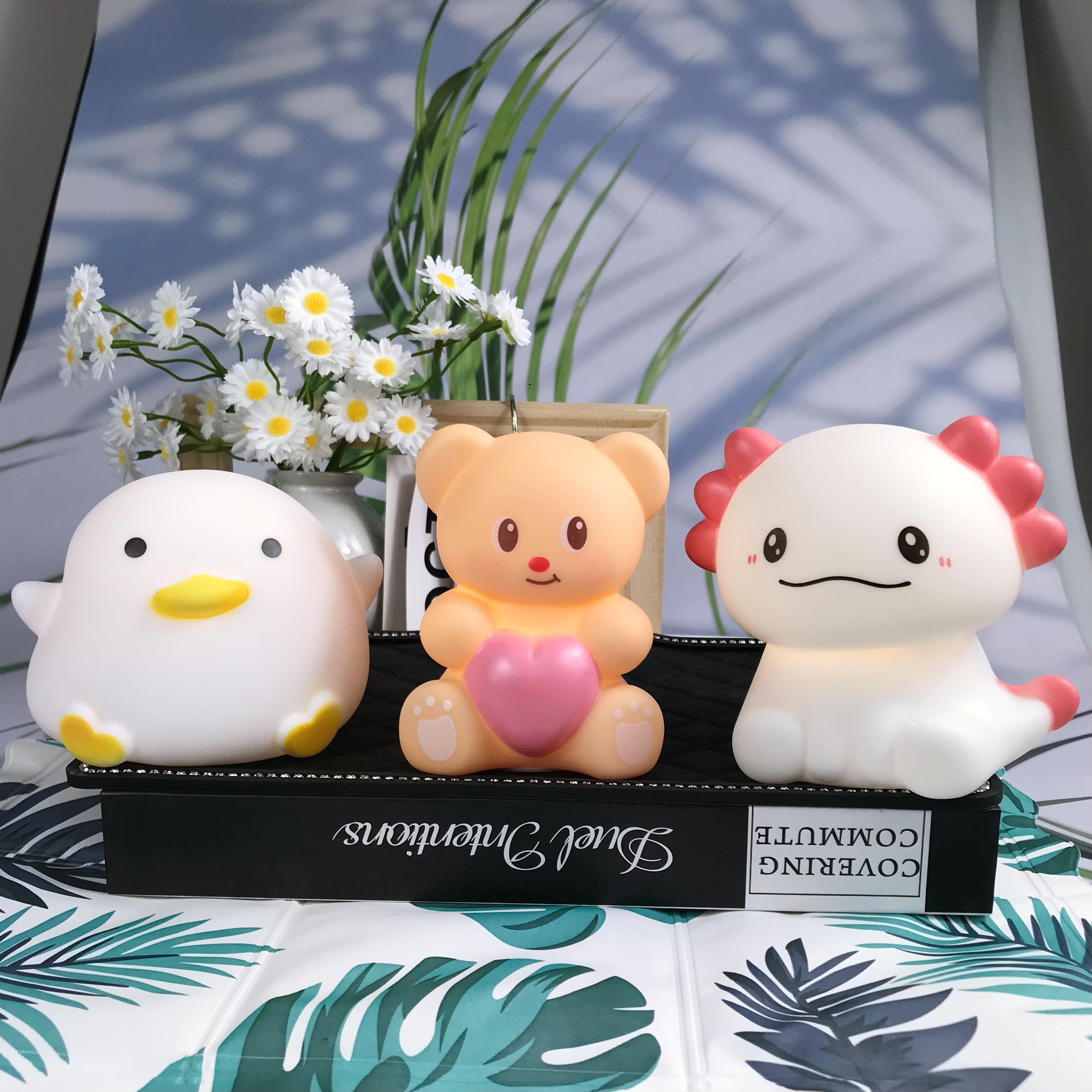 Brand New Bedroom Atmosphere Light, Cute Cartoon Tap-And-Play Lamp Series, Desktop Decoration Night Light Ornament