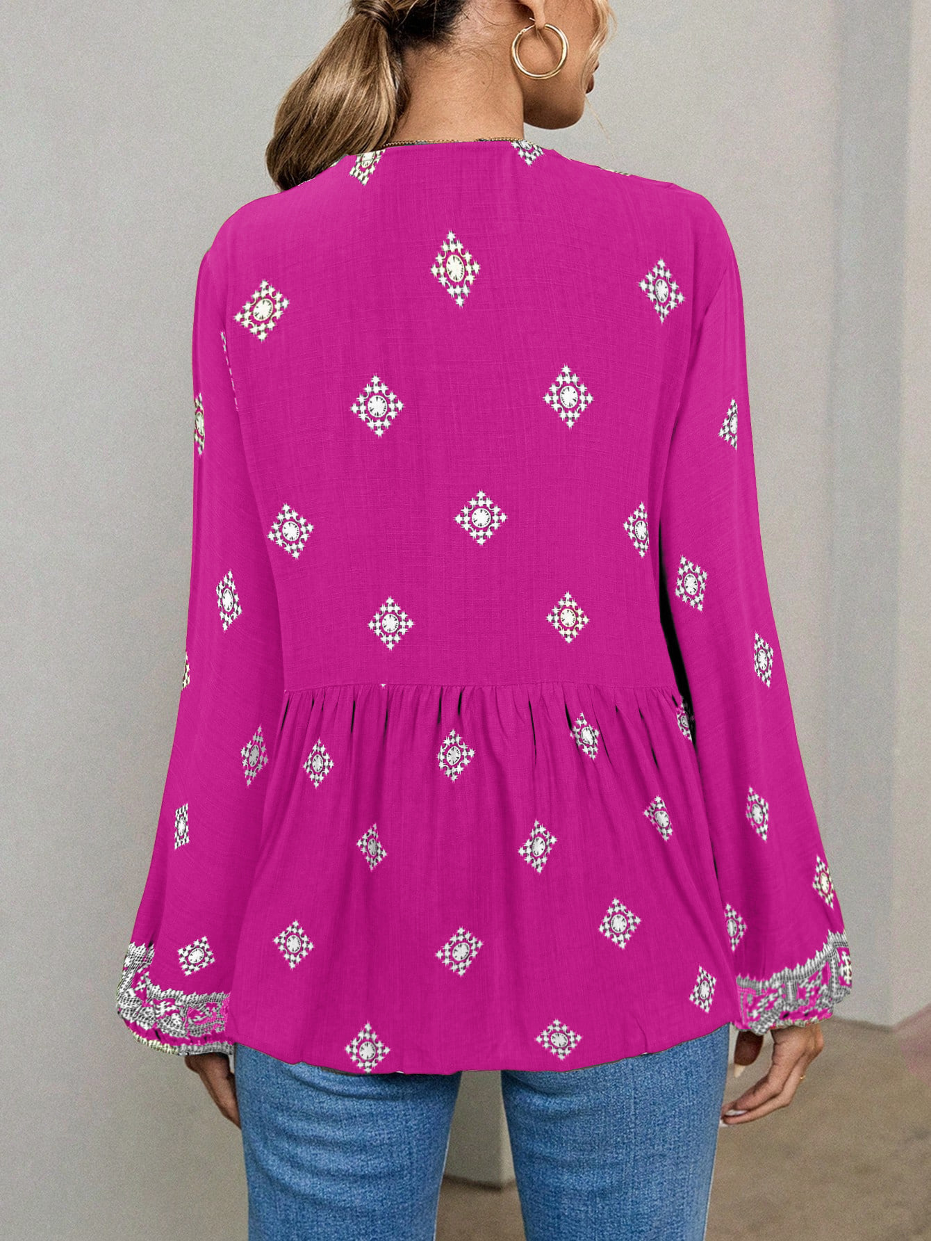 Chemise K New Retro à col semi-ouvert, lacets et manches lanternes amples_voghion.com