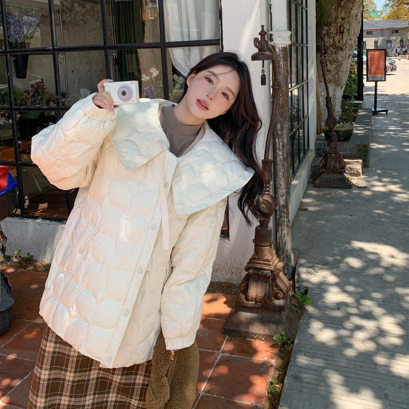 Кремовый, белый