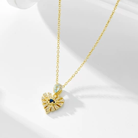 项链;戒指;耳钉