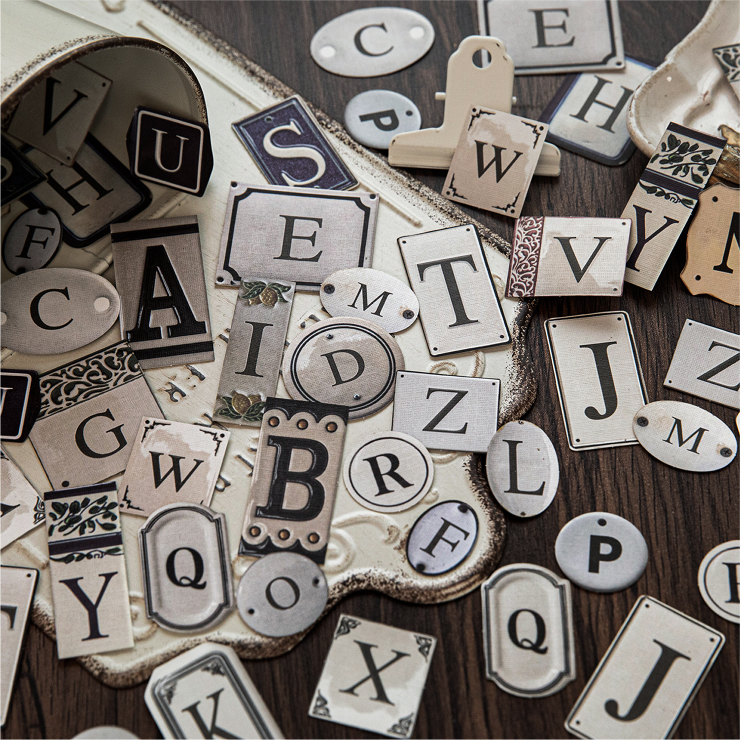 Mo tinta retro tarjeta dura cartelería cartelería serie de letras de exposición base de patrón salvaje mano de la tienda Gu Meidiy collage