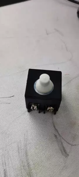 6-100 button switch (45 whole boxes)