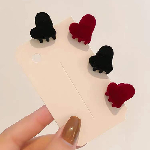Korean New Year Red Velvet Small Clip Hair Accessory Small Cute Rabbit Loving Girl Hairpin Hair Accessory for Girls and Children