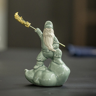 Creative Guan Gong Ornaments Chinese Style Ceramic Crafts Desktop Entrance Decoration Household Indoor Tea Table Small Tea Pet