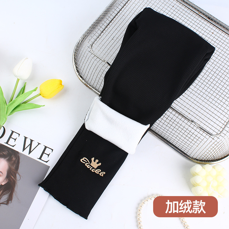 Otoño e invierno nuevos leggings para niños con forro polar/no forrado de lana prendas de vestir exteriores bordadas Bebé Pantalones de terciopelo de una sola pieza para niñas al por mayor