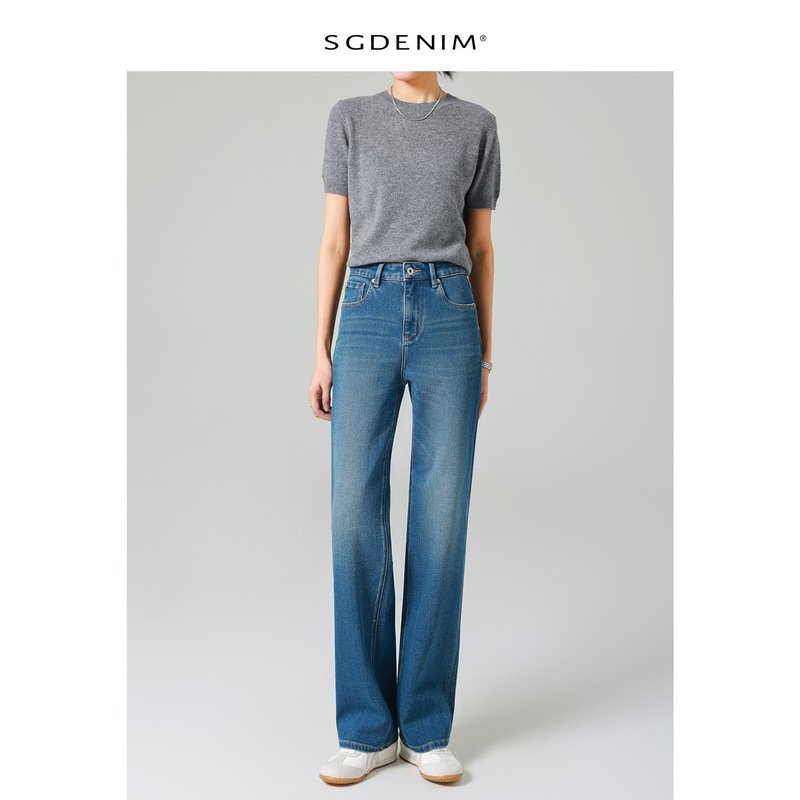 Basic/High-Waisted Slim-Fit Straight-Leg Jeans for Women, Versatile Casual Work Style, Spring 2026 New Model, Slimming Effect Basic/High-Waisted Slim-Fit Straight-Leg Jeans for Women, Versatile Casual Work Style, Spring 2026 New Model, Slimming Effect
