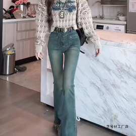 字母印花圆领短款针织衫女早秋季今年流行设计感小众宽松长袖上衣