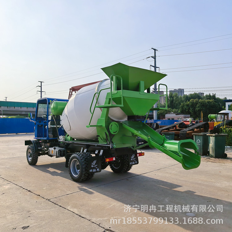 四驱搅拌罐车