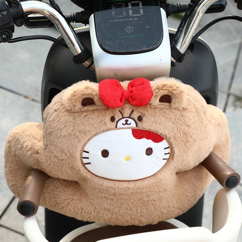 Cartoon Cute Melody Black Leather Kt Cinnamon Dog Plush Electric Car Anti-Collision Pillow Kidsren's Front Seat Head Protection