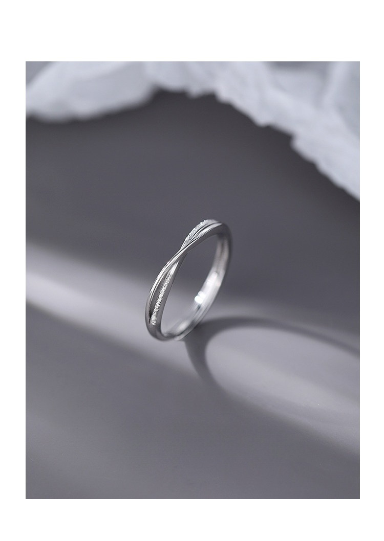 Silver Ring Women Niche Design Simple Band Lightweight Luxury 2026 New Style Trendy Premium Sense Index Finger Ring Fashion Personality Single Ring