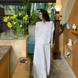 连衣裙;时尚休闲套装;女式T恤