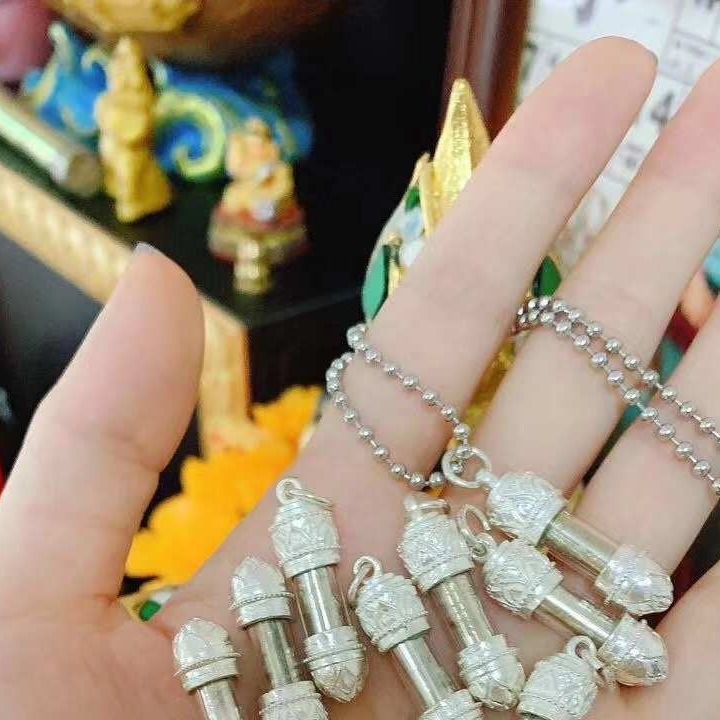 태국 국립 스타일 베이비 푸 관안 타투 목걸이 펜던트 핑 레드 로프 레트로 라이트 럭셔리 섬세한 펜던트