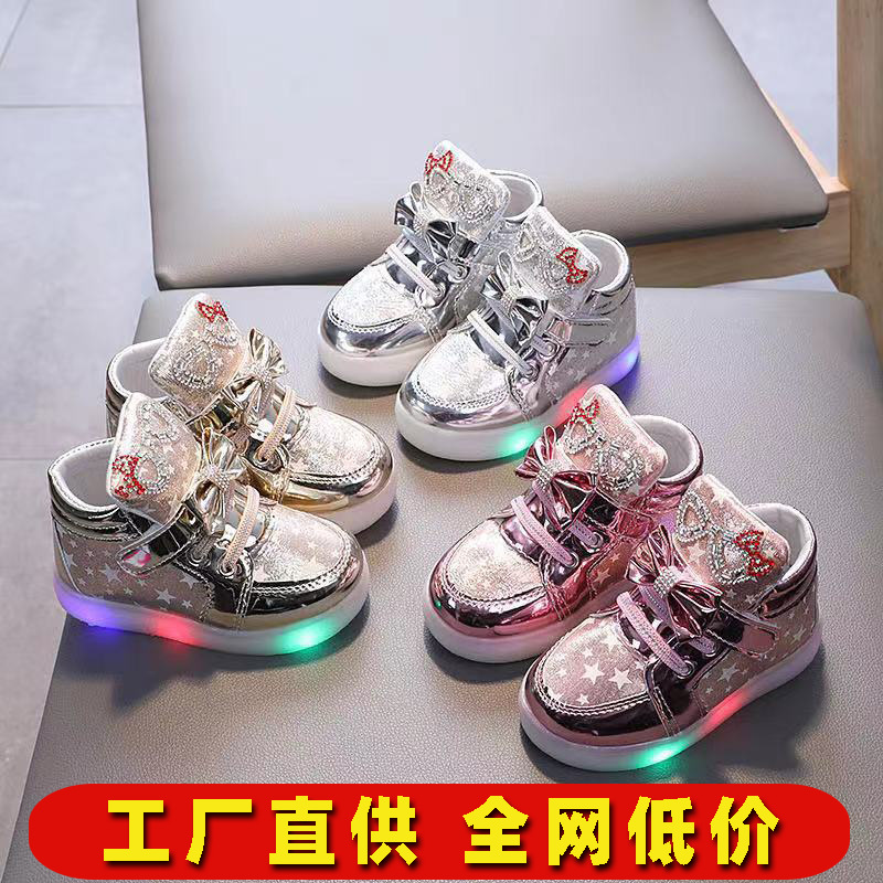 Factory Direct Supply Children's Bow Girls' Led Light-Up Small Leather Boots with Shiny Diamond Sneakers Girls' Light-Up Shoes