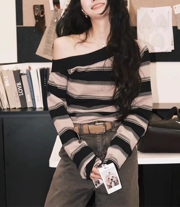 2025新款秋装绝美辣妹上衣设计感小众斜肩领黑灰条纹长袖t恤|undefined
