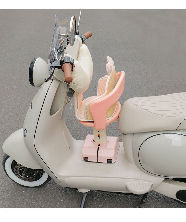 Electric Vehicle Decorative Accessories, Children's Baby Seat Anti-Collision Head Doll Protective Pad, Front Handle Anti-Collision Doll