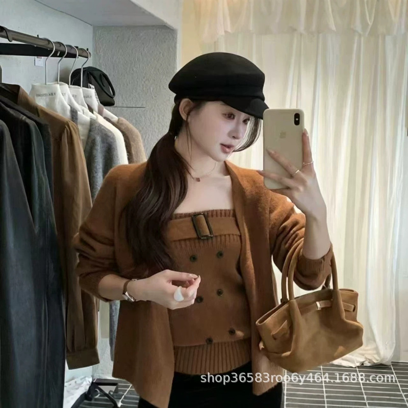 Early autumn Korean-style gentle knit cardigan set for women, featuring a camisole top and a loose, short sweater jacket Early autumn Korean-style gentle knit cardigan set for women, featuring a camisole top and a loose, short sweater jacket