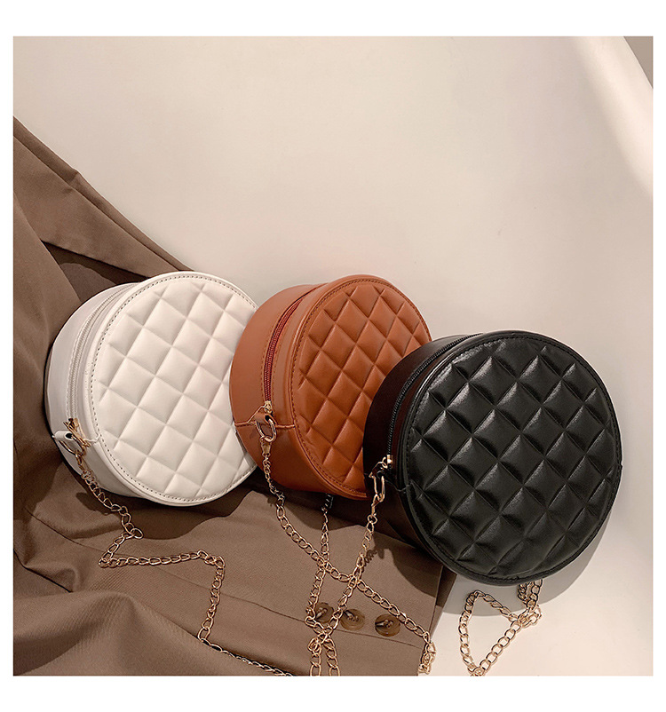 New Fashion Rhombus Chain Summer Small  Round Shoulder Messenger Bag display picture 5