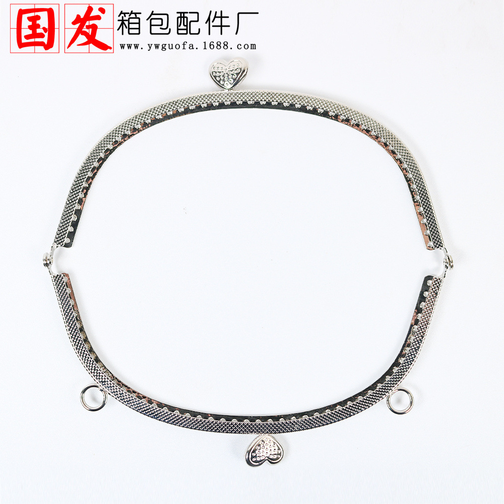 16.5CM arco en relieve en forma de corazón oro plateado