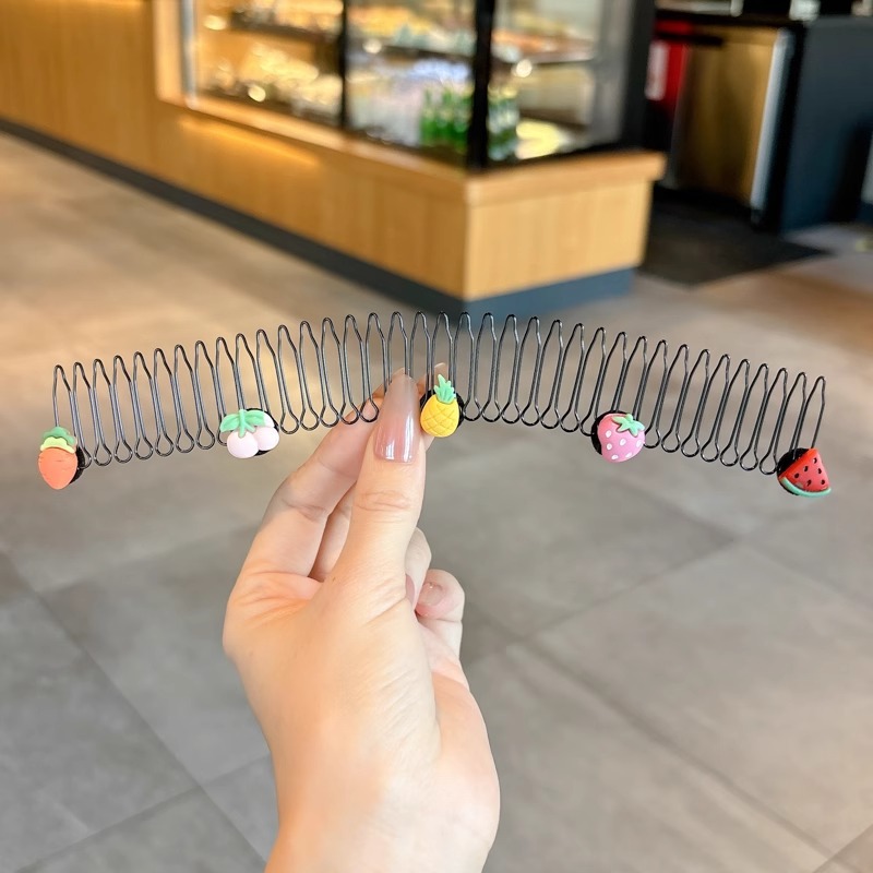 Niñas peinar la frente peinar el cabello peinar la cabeza de las niñas peinar el cabello peinar el cabello peinar el cabello peinar el cabello peinar