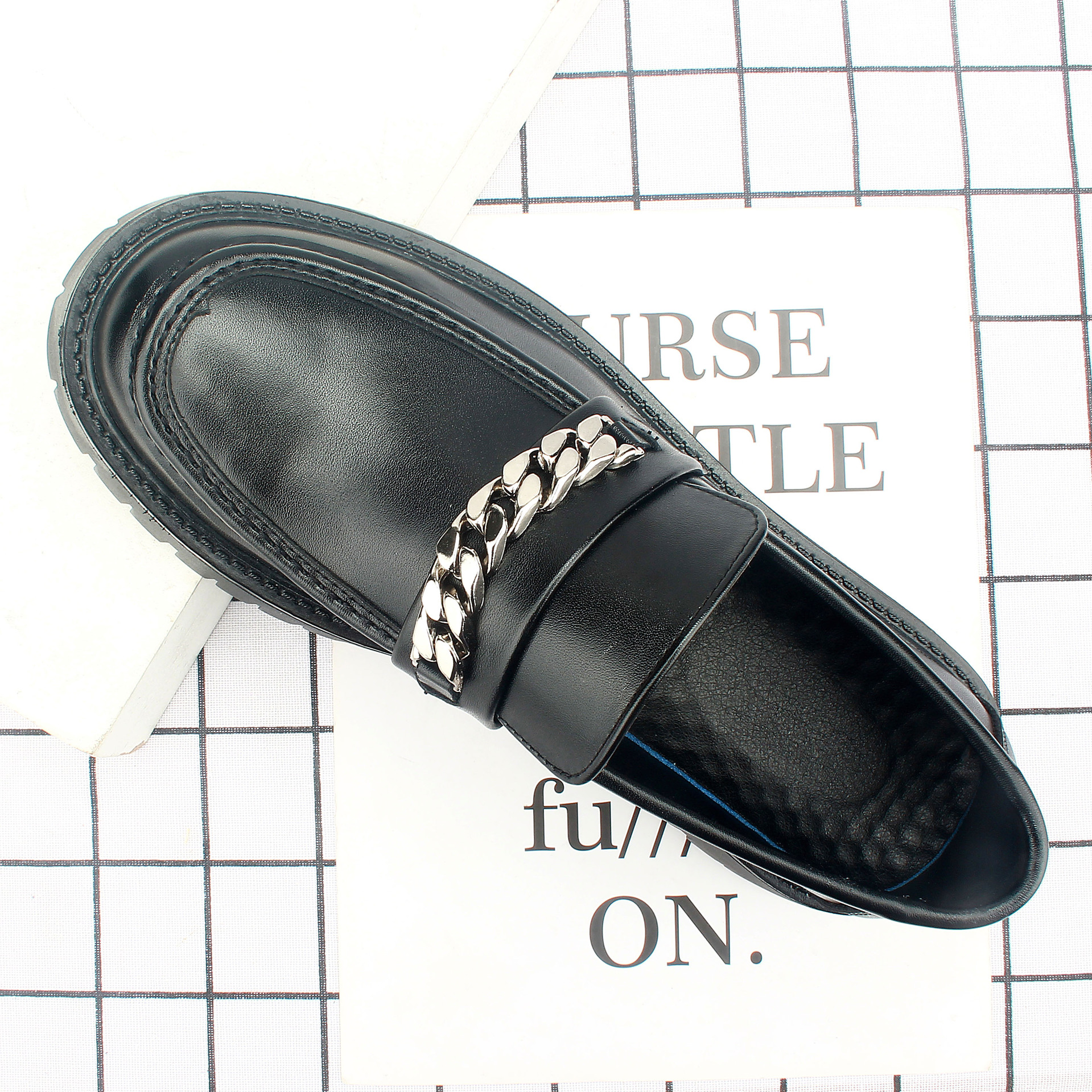 2020�¿�������Ь������ͬ���ɫ��ĥ͸���ָ���ʿƤЬ333