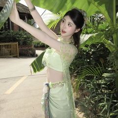 新しい雲南西双版納ダイ族の伝統的な女性の民族風の服、新鮮で毎日の写真、旅行写真撮影の服
