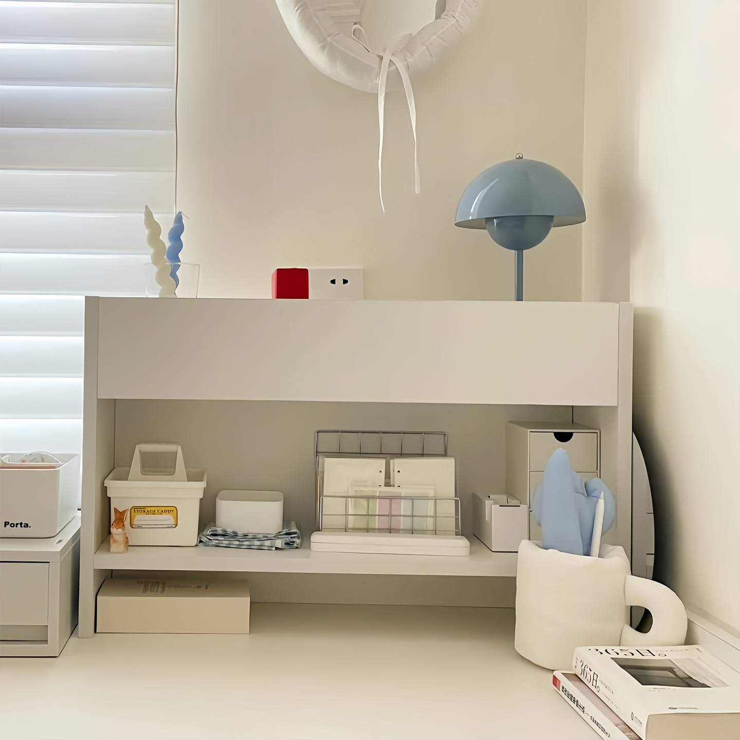 Estantes de escritorio en el viento escritorio estudiantil estante de almacenamiento de escritorio de oficina estante de exhibición de escritorio