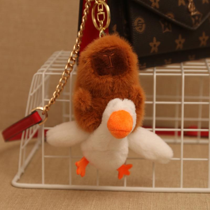 Nueva línea de tracción Kapibala muñeca peluche cachorro capibara gran ganso Kapibala muñeca bolso colgante