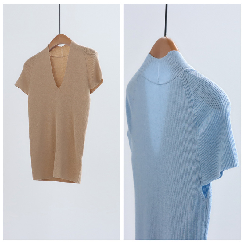 French-Style Shiny Wool V-Neck Short-Sleeve Knit Top, New Autumn 2025, Elegant Slim-Fit Base Layer