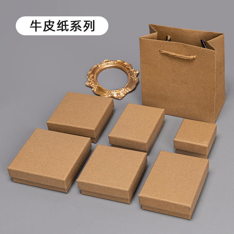 En stock caja de embalaje de la joyería completa especificaciones collar anillo oído caja pequeña caja de joyería retro tapa colgante