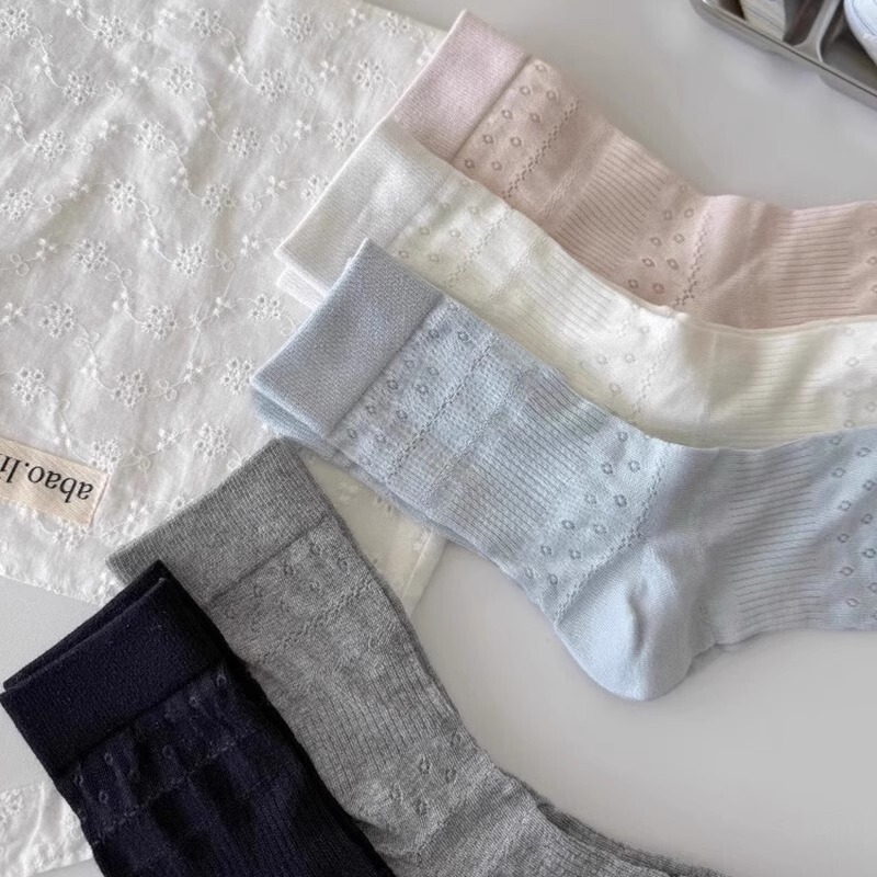 Cream Style Piled Socks Women's Summer Hollow-out Small Flower Thin Ins Fashionable Breathable Boneless Sweet All-match Mid-tube Moon Socks