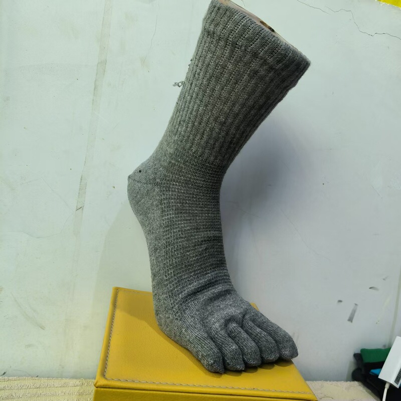 Shuanglong Knitting Manufacturer Customized Loose Toe Socks Men's Five Toe Socks Cotton Thread Mesh Breathable Four Seasons Thickened Style