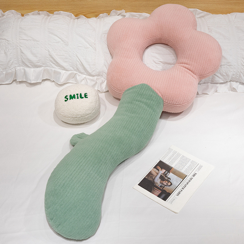 Almohada Larga en Forma de Flor de Peluche Suave para Cama y Dormitorio image 10