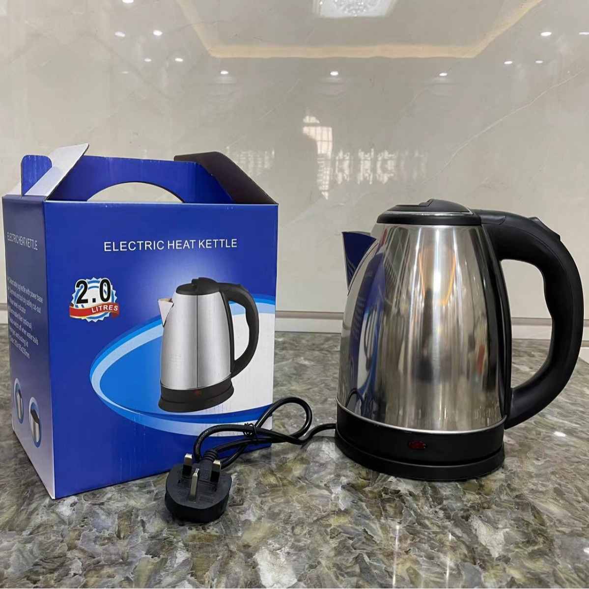 Fabricantes de comercio exterior de acero inoxidable hervidor de agua enchufe británico hervidor de agua eléctrica caliente
