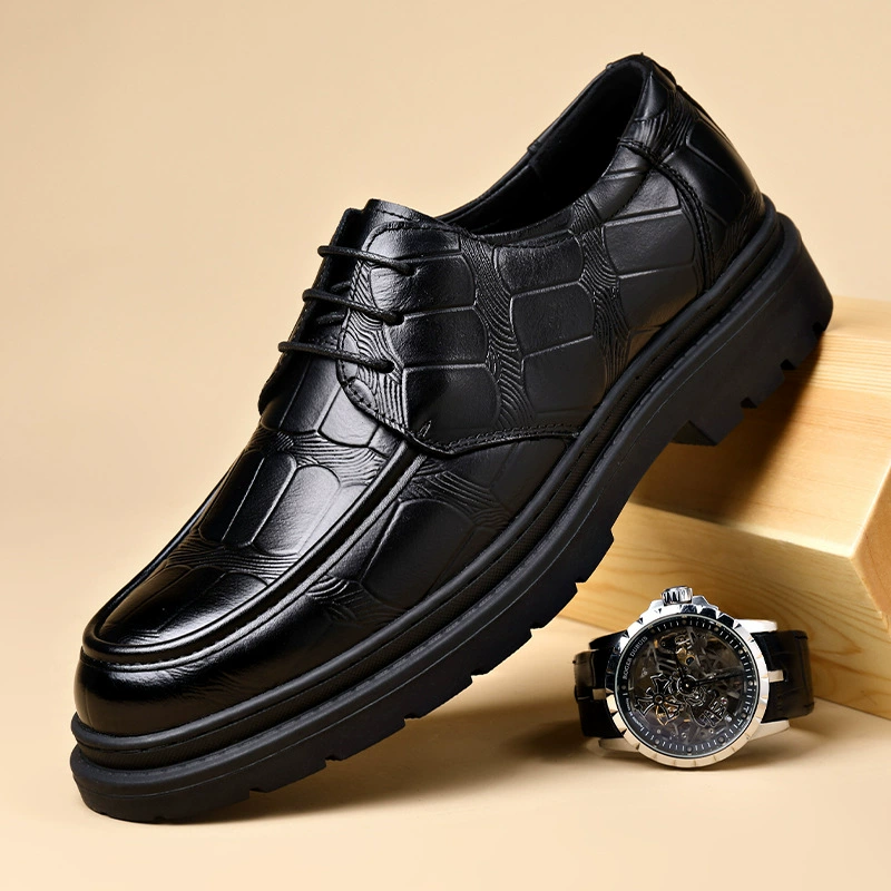 Весной и осенью Новая мужская деловая повседневная кожаная обувь, лоферы из мягкой кожи с мягкой подошвой, модная мужская обувь, модная обувь для вождения на шнуровке