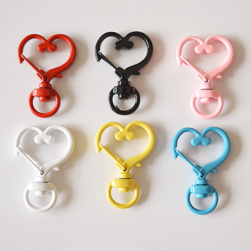 Simple Style Heart Shape Metal Paint Keychain display picture 1