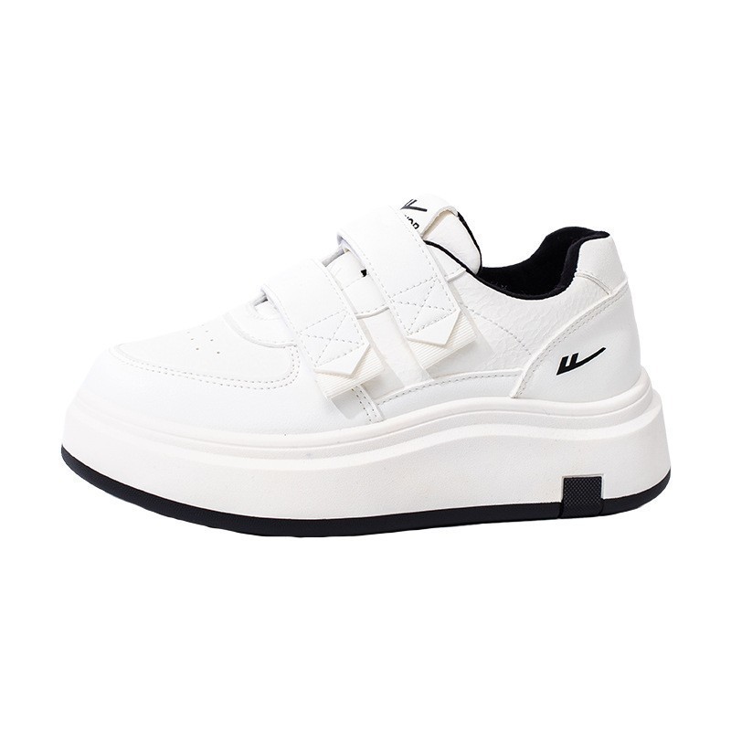 Zapatos de suela gruesa de moda simple, zapatos de mujer con cordones de retroalimentación, zapatos de skate calientes para estudiantes, zapatos de algodón de alto valor diarios
