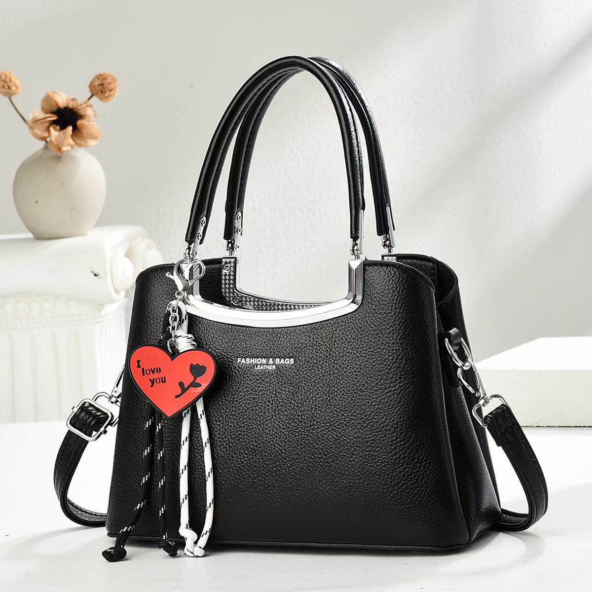 Fabricantes de bolsos de mensajero de un solo hombro de todo fósforo, bolsos de gran capacidad con sentido de alta gama, bolsos de moda, bolsos de mujer de mediana edad, bolsos de madre de mediana edad, atmósfera
