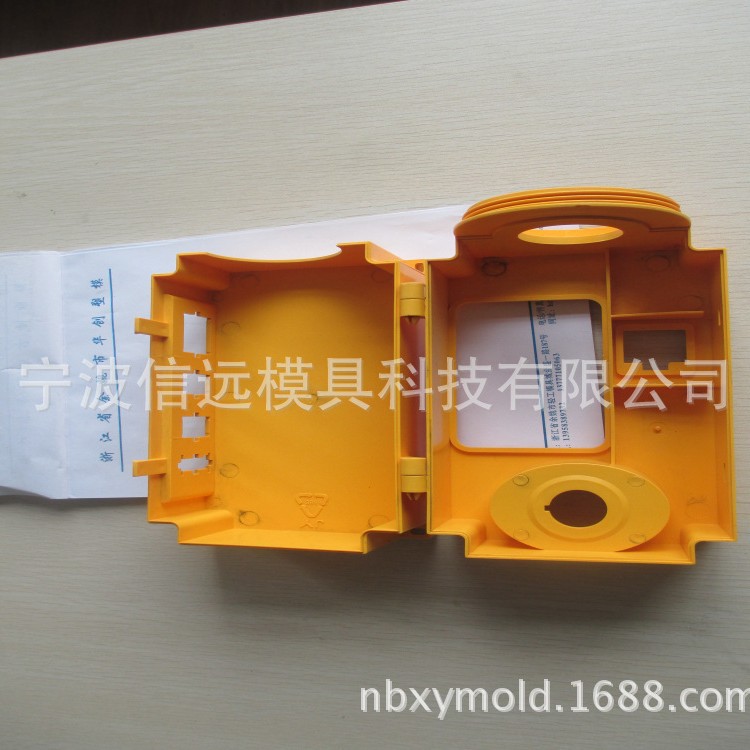 电梯配件模具工艺塑料模具设计加工余姚模具注塑加工