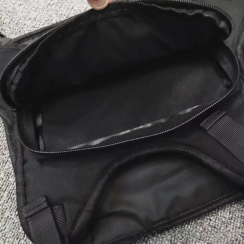 Chest Bag Image 8