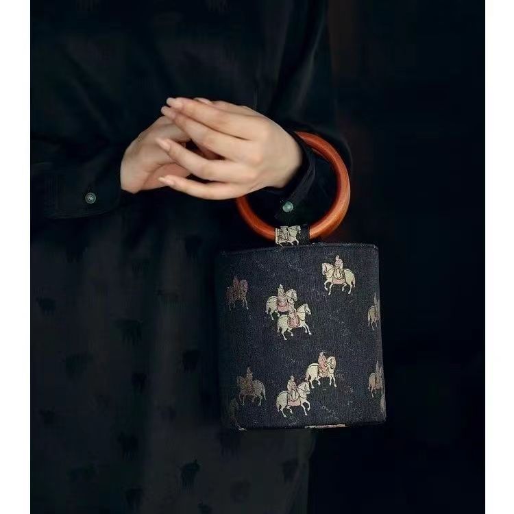Small Size Women's Small Silk Horse Elegant Cylindrical String Bucket Bag