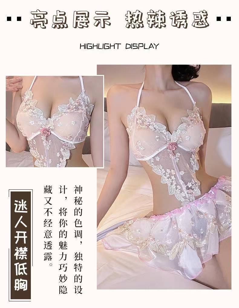 Bridal Veil Lace Lingerie Set with Puffy Princess Skirt and Embroidered Nightgown, Purple One Size — detail image 5