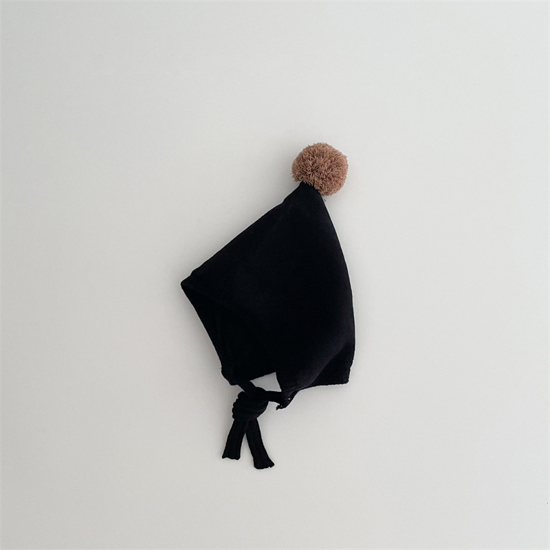 06_毛球尖尖帽黑