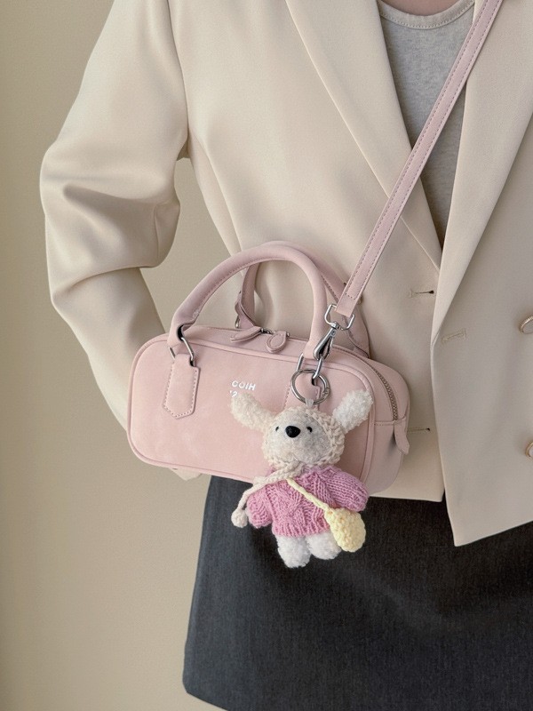 Bolso de diseño de nicho para mujeres primavera-verano 2026 nuevo estilo de moda bolso de hombro casual bolso de bolos de mano coreano