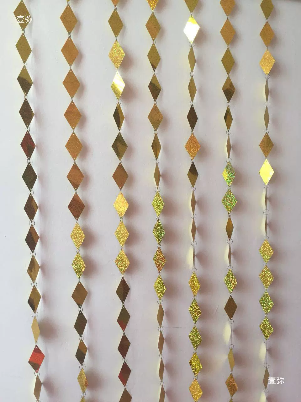 Золотые и серебряные ногтевые Sequins?