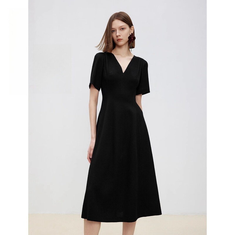 Lang Series Long Skirt 2026 Summer New French Style Waist-Cinching Black High-End Elegant A-Line Dress Lang Series Long Skirt 2026 Summer New French Style Waist-Cinching Black High-End Elegant A-Line Dress