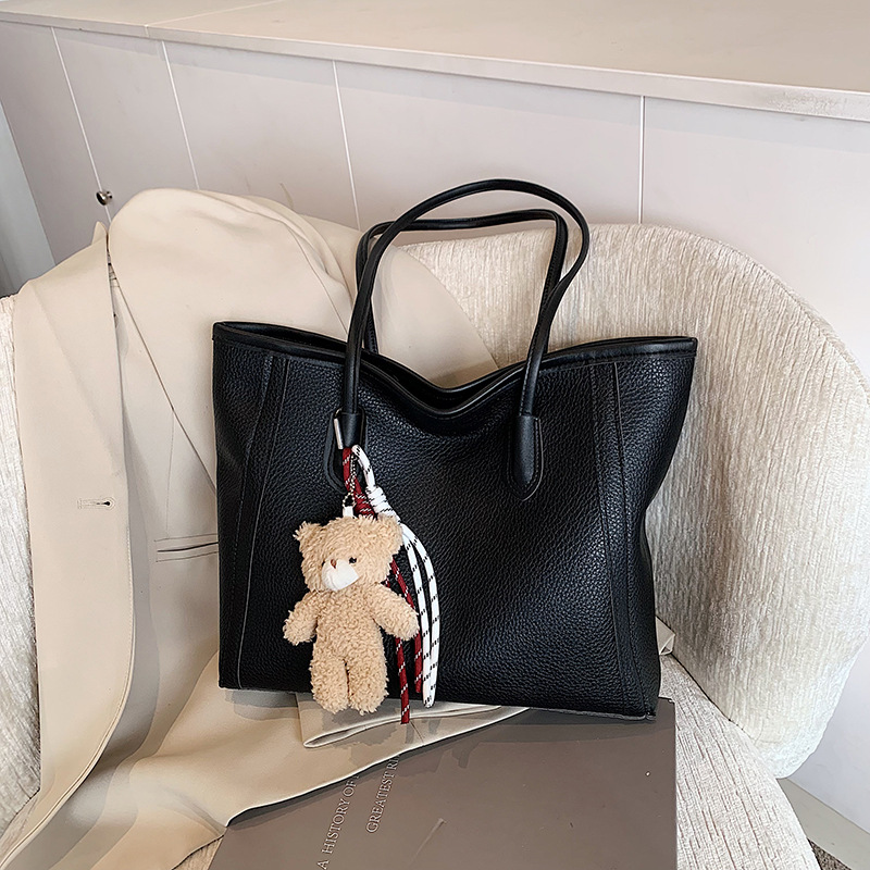 Bolso atmosférico de textura de viajero 2025 nuevo estilo de contraste de color de moda versión coreana de un solo hombro bolso de axila temperamento bolso de moda